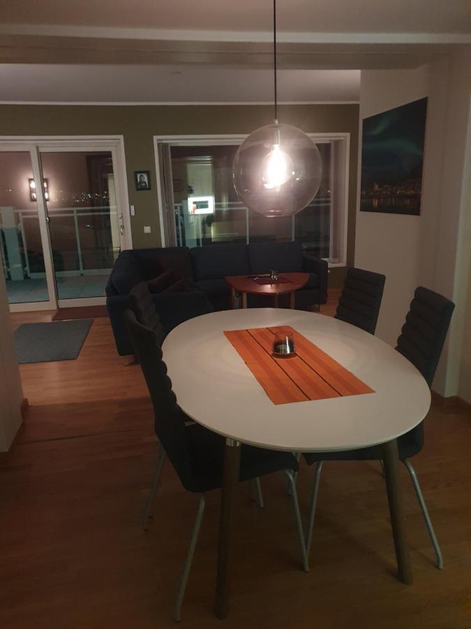 Top Apartment Тромсьо Екстериор снимка